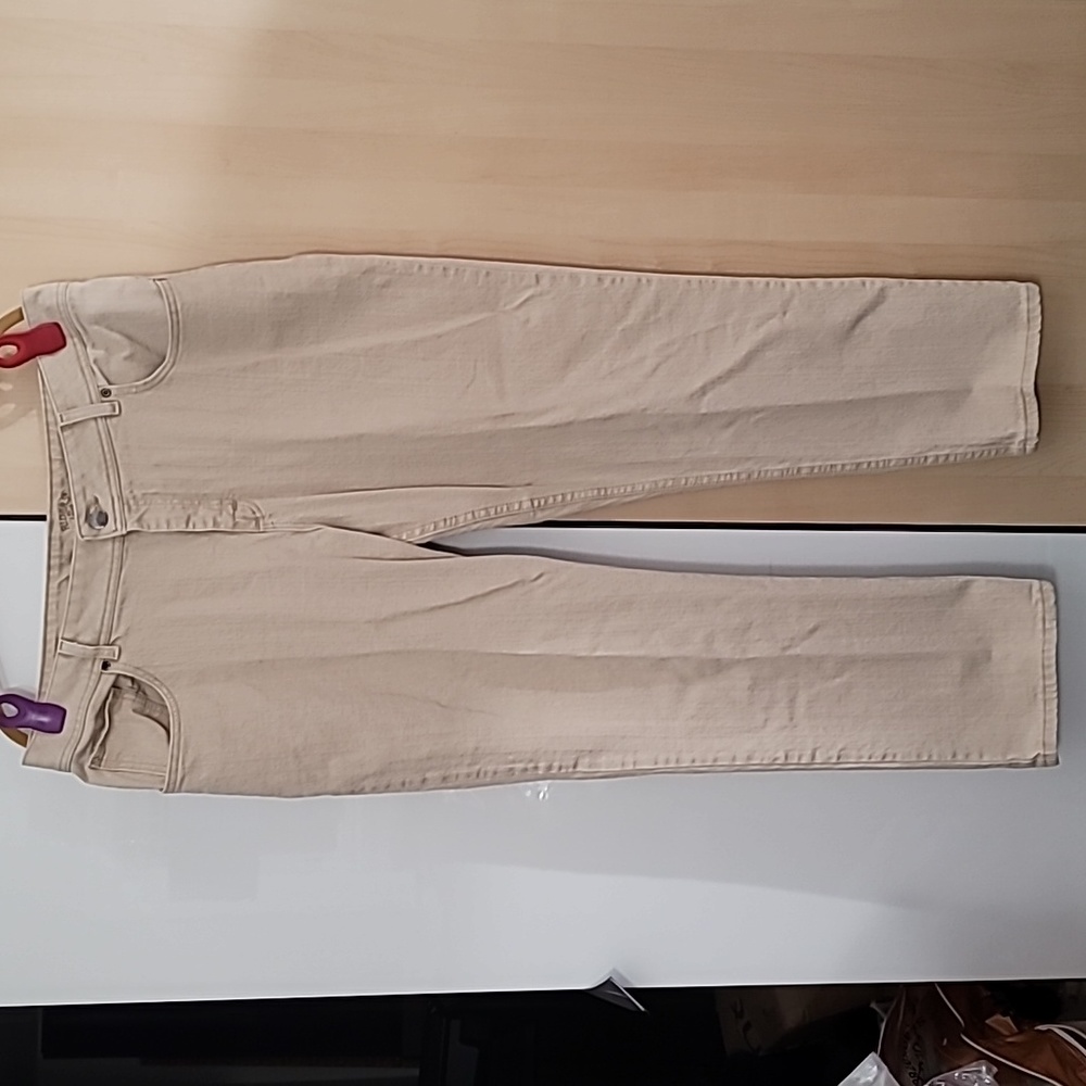 Woman's Cream Jeans 18WP‎ Riders by Lee Preloved